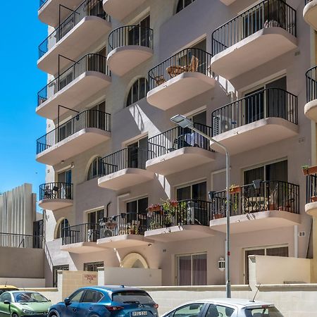Spacious 3 Bedroom Apartment In The Heart Of St Julians Saint Julian's エクステリア 写真
