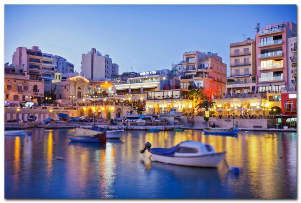 Spacious 3 Bedroom Apartment In The Heart Of St Julians Saint Julian's エクステリア 写真