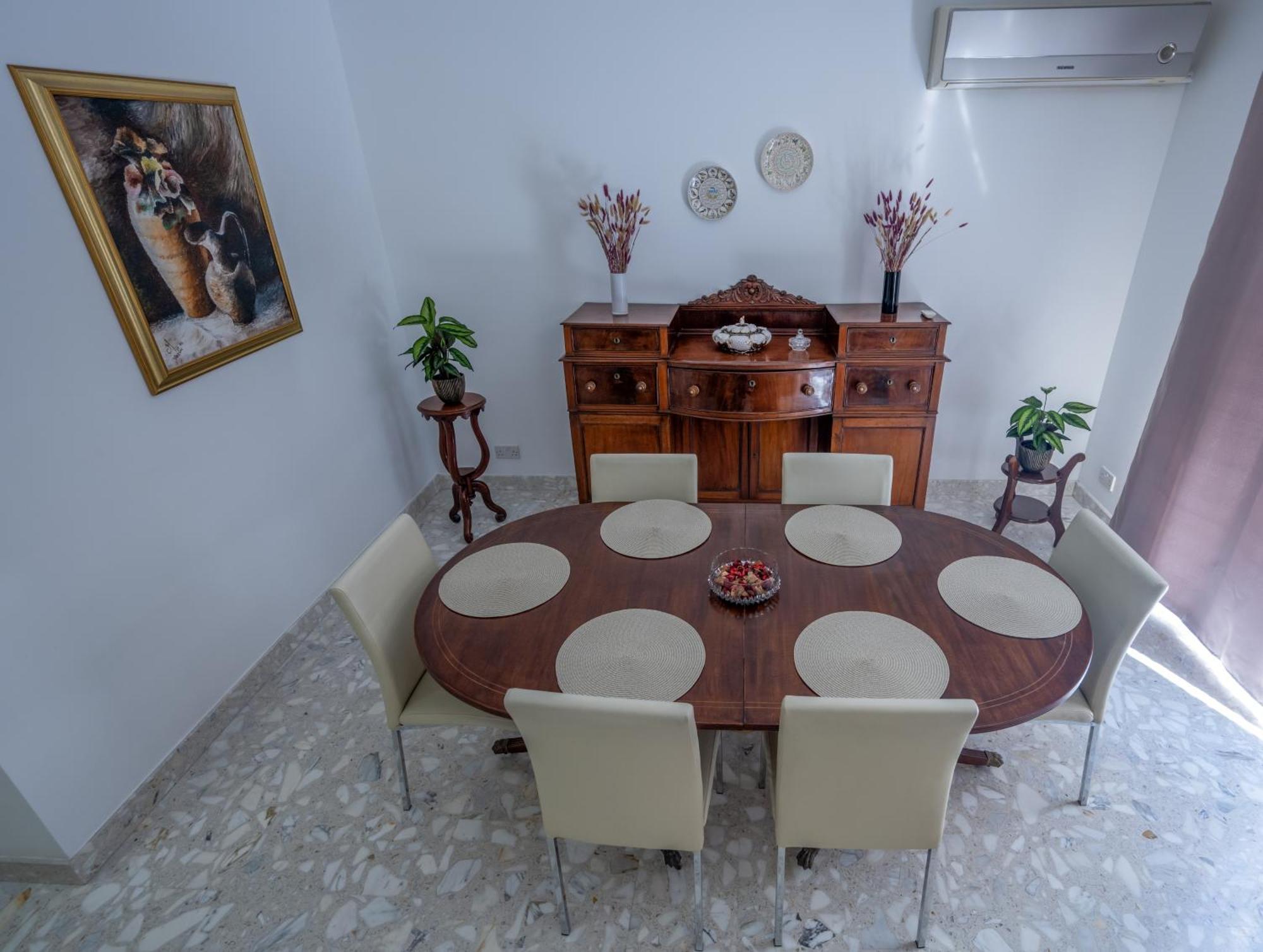 Spacious 3 Bedroom Apartment In The Heart Of St Julians Saint Julian's エクステリア 写真
