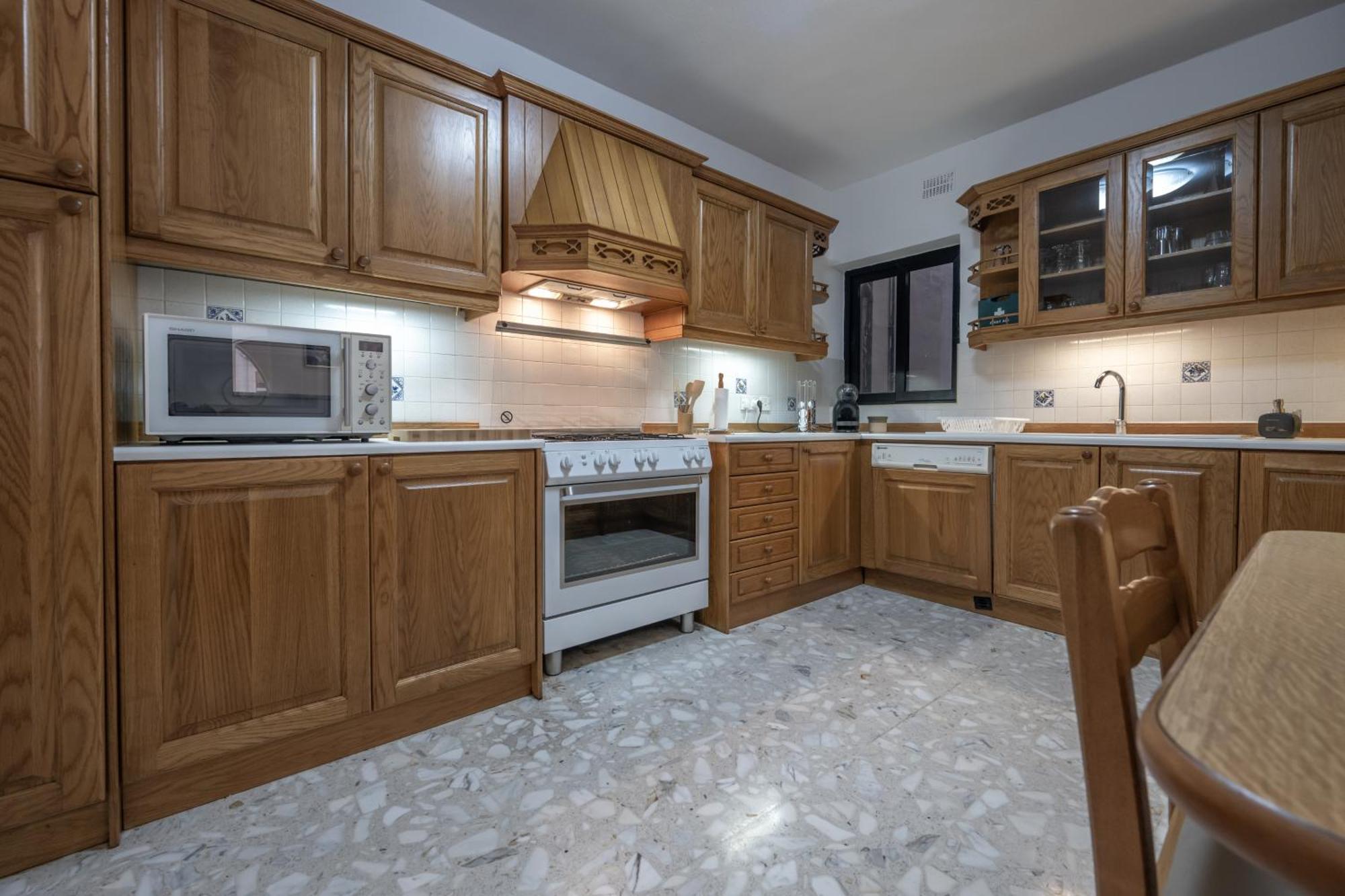 Spacious 3 Bedroom Apartment In The Heart Of St Julians Saint Julian's エクステリア 写真