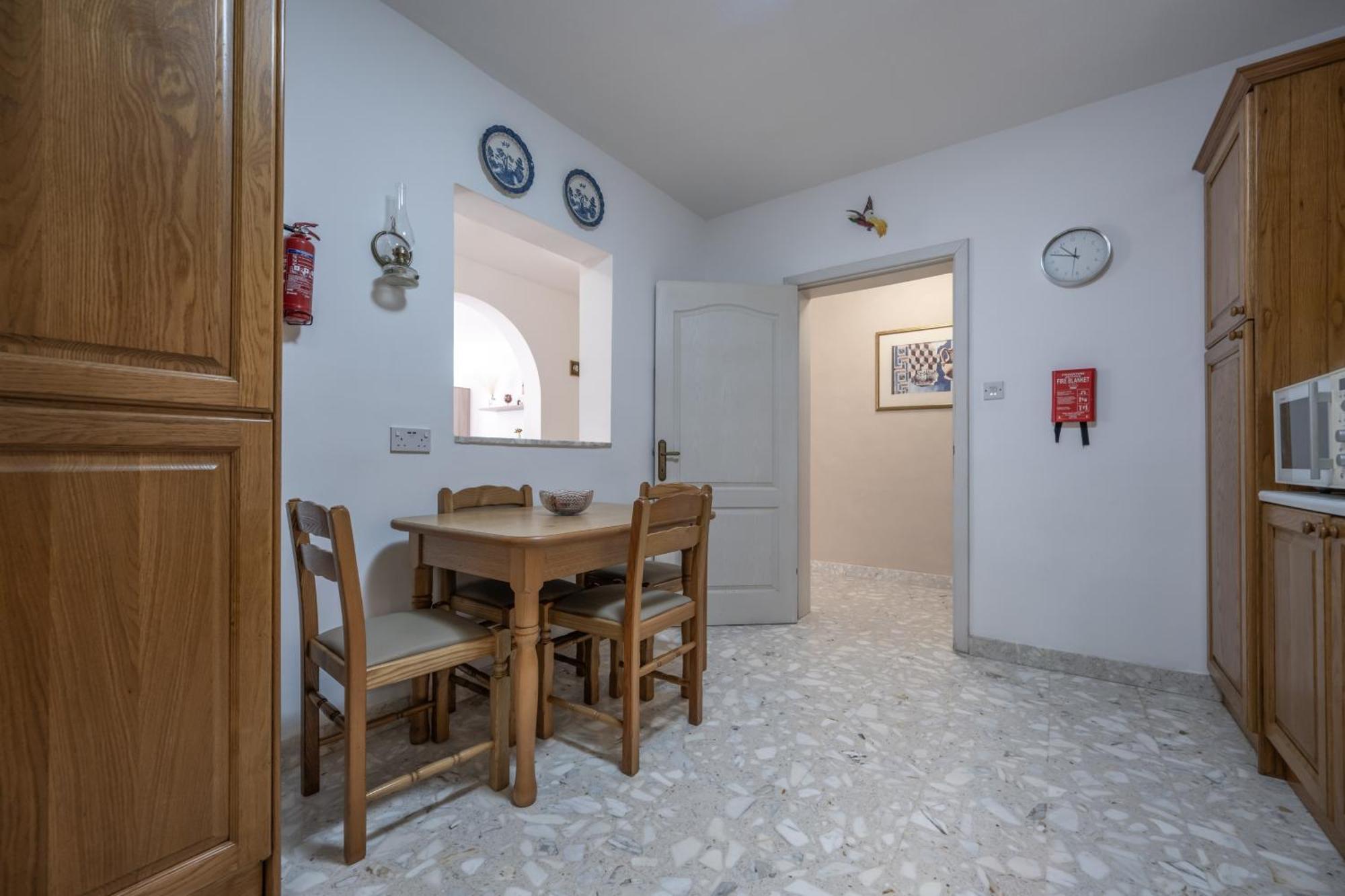 Spacious 3 Bedroom Apartment In The Heart Of St Julians Saint Julian's エクステリア 写真